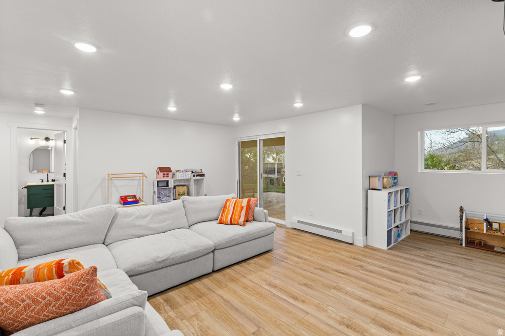 1209 N 950 E Bountiful, UT 84010