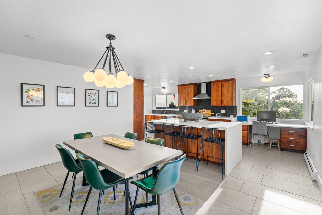 1209 N 950 E Bountiful, UT 84010