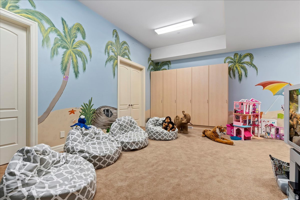 6274 S OLES LN Holladay, UT 84121