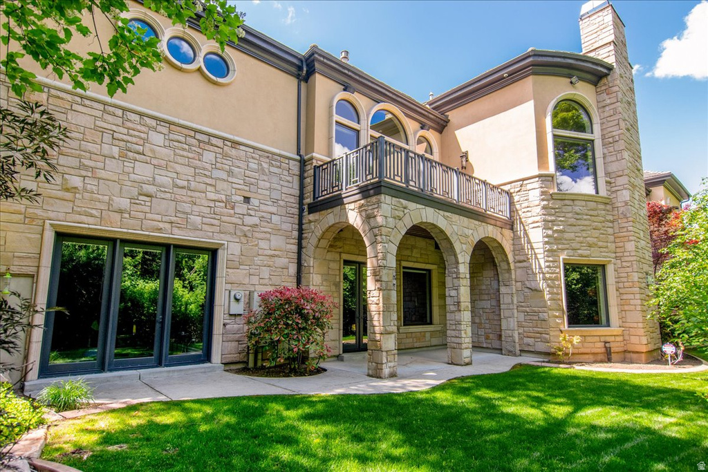 6274 S OLES LN Holladay, UT 84121