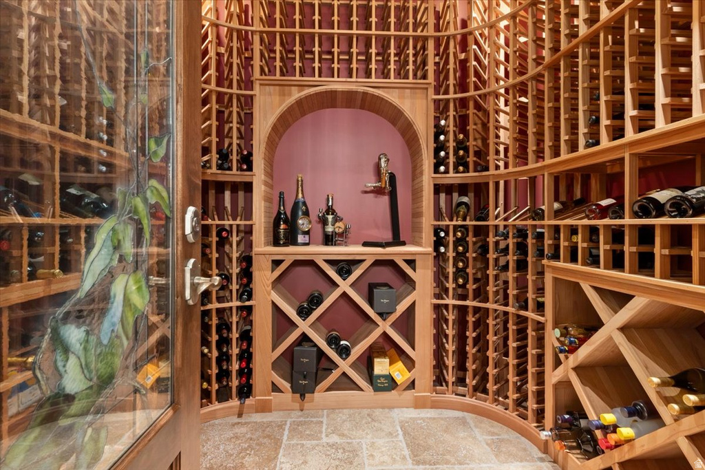 6274 S OLES LN Holladay, UT 84121