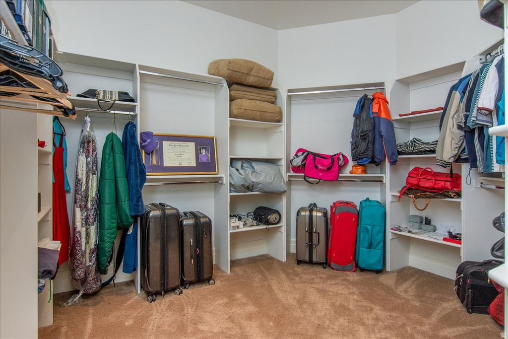 6274 S OLES LN Holladay, UT 84121