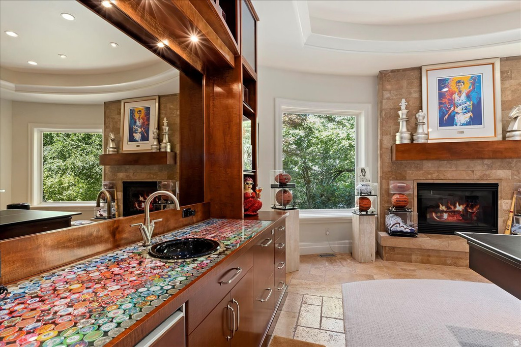 6274 S OLES LN Holladay, UT 84121