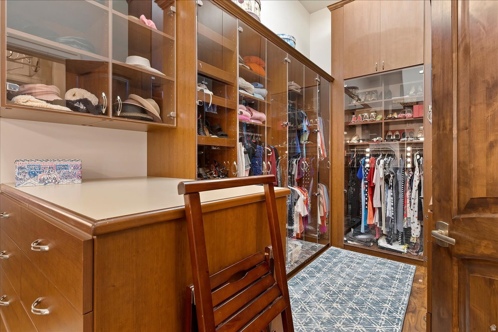 6274 S OLES LN Holladay, UT 84121