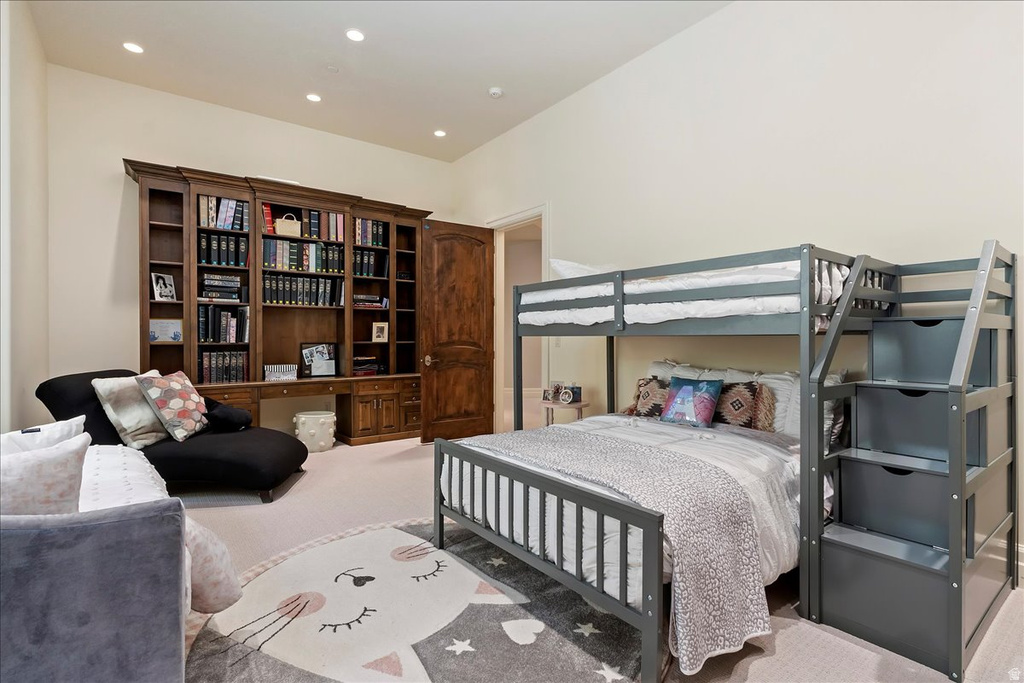 6274 S OLES LN Holladay, UT 84121