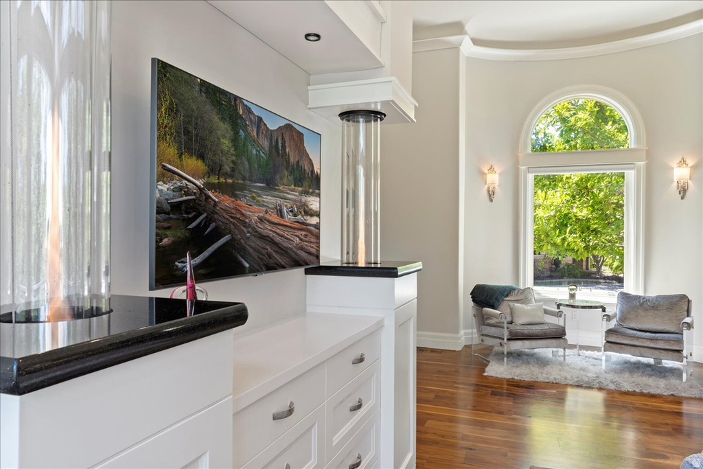 6274 S OLES LN Holladay, UT 84121