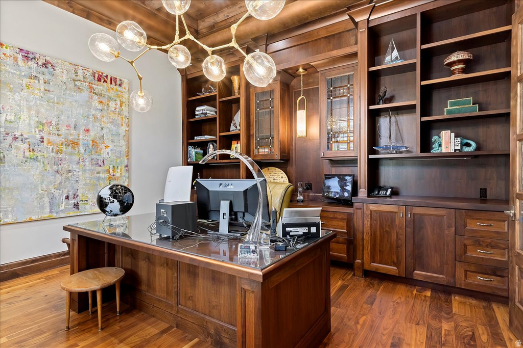 6274 S OLES LN Holladay, UT 84121