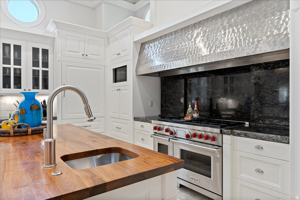 6274 S OLES LN Holladay, UT 84121