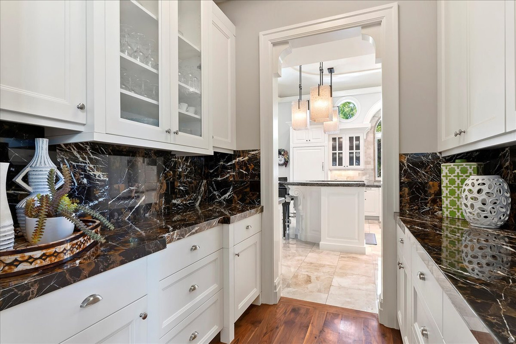 6274 S OLES LN Holladay, UT 84121