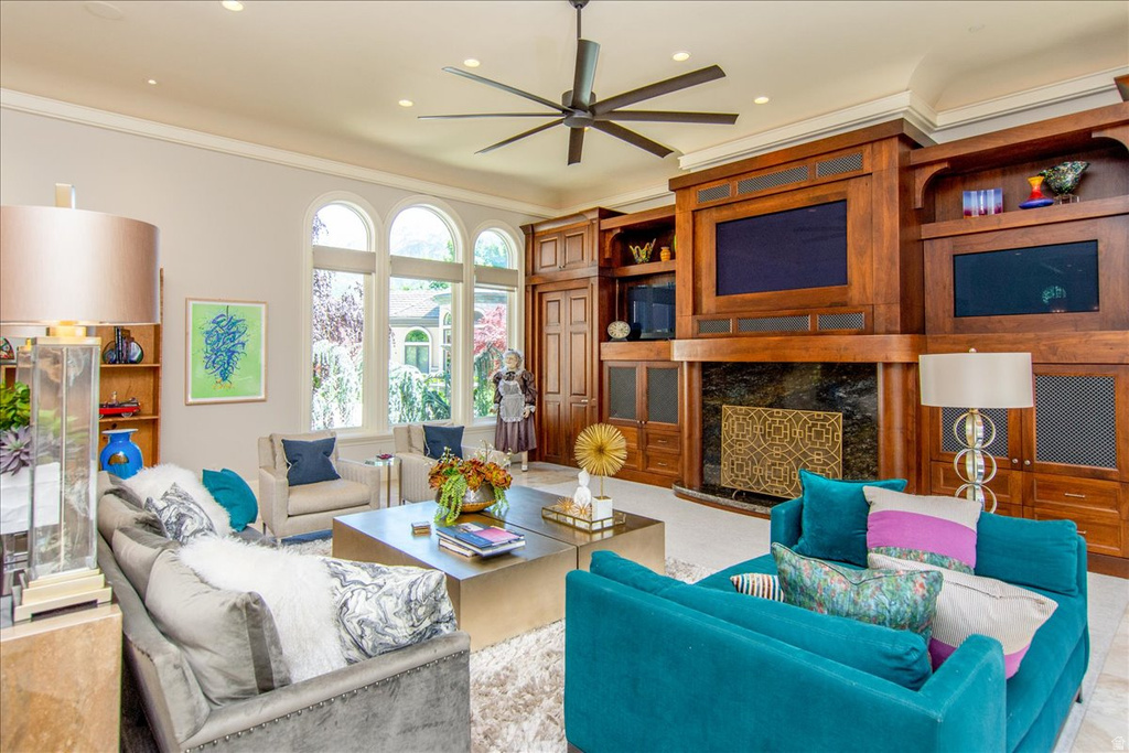 6274 S OLES LN Holladay, UT 84121