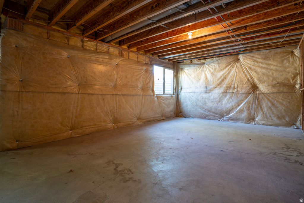 13537 S PALAWAN WAY Riverton, UT 84065