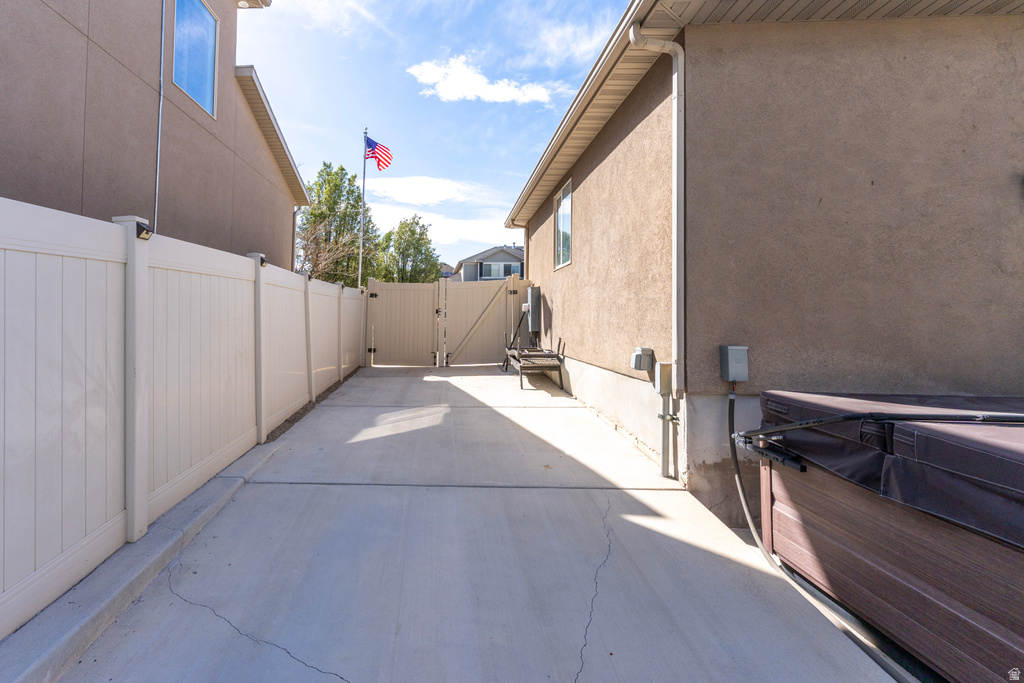 13537 S PALAWAN WAY Riverton, UT 84065