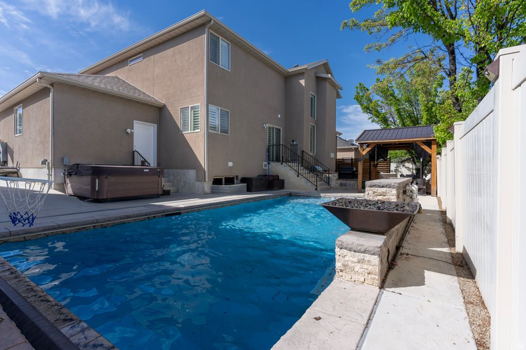 13537 S PALAWAN WAY Riverton, UT 84065