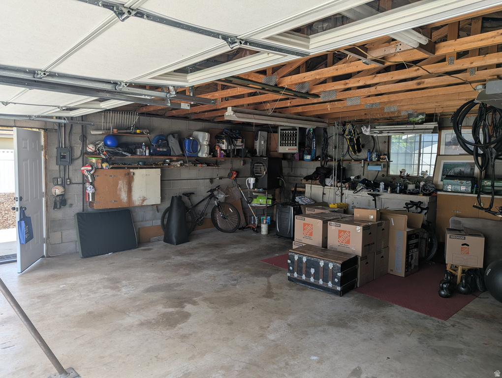 5476 S 2100 W Roy, UT 84067