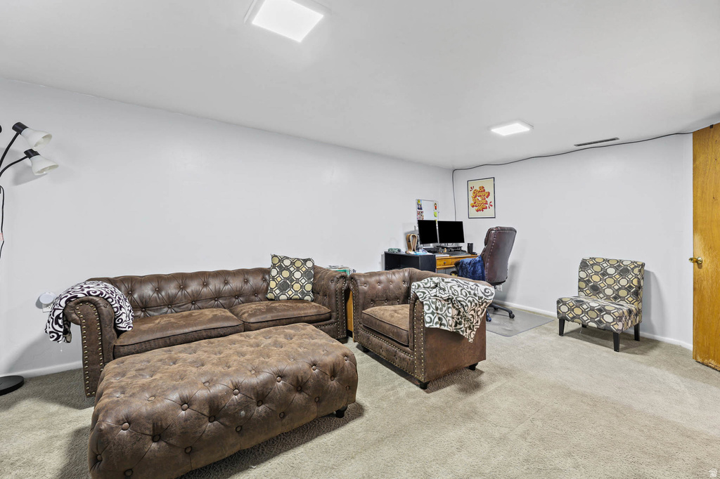 5476 S 2100 W Roy, UT 84067