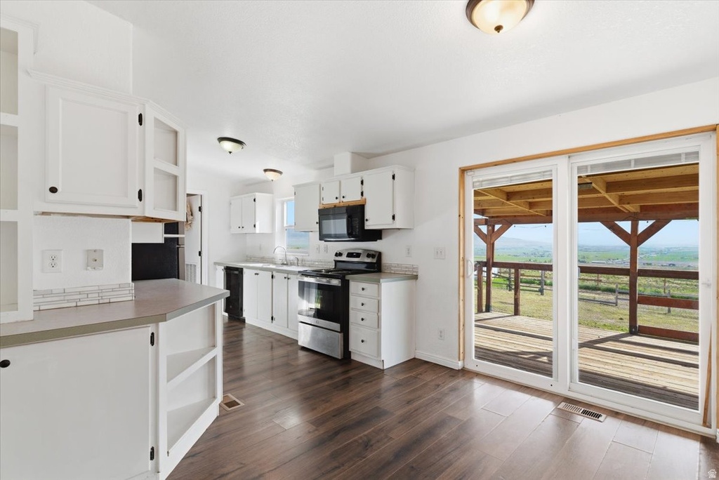 11000 N WALLACE LN Tremonton, UT 84337