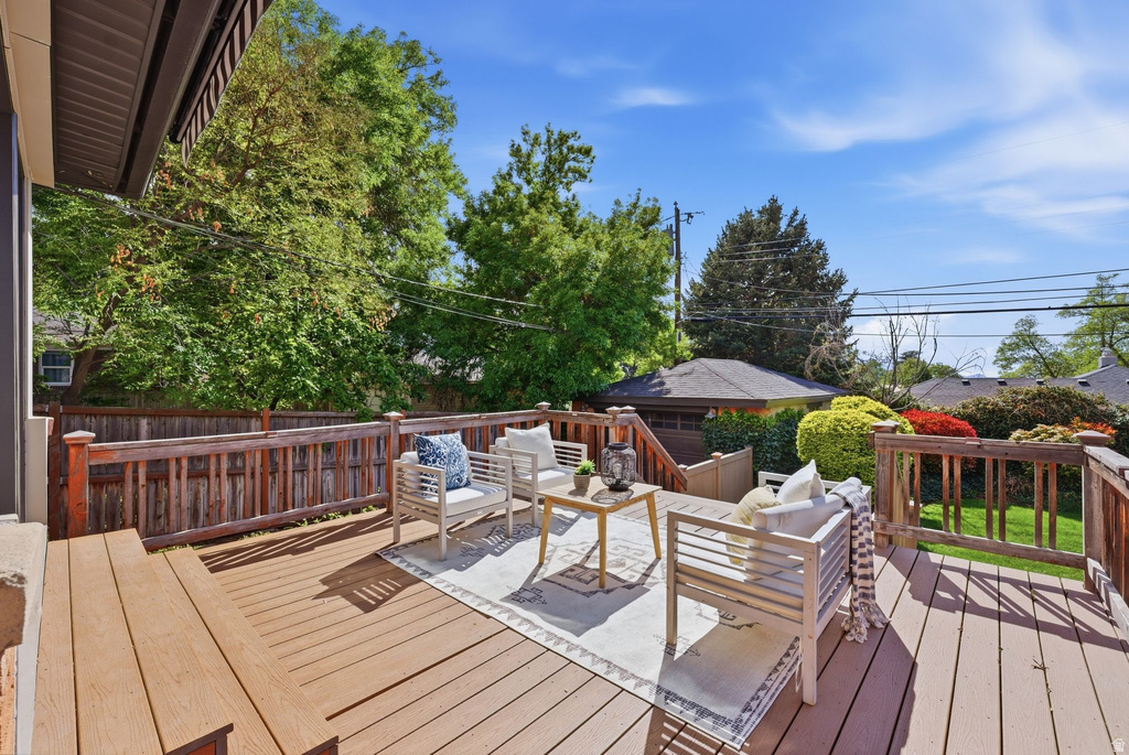 2224 S TEXAS ST Salt Lake City, UT 84109