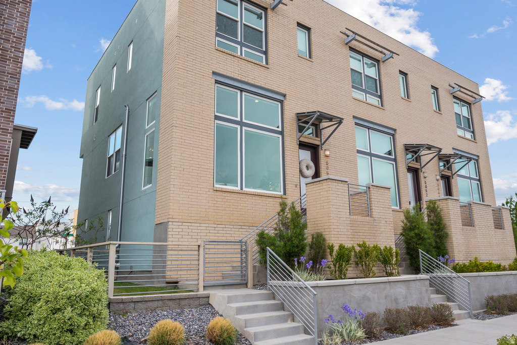 5054 W DUCKHORN DR South Jordan, UT 84009