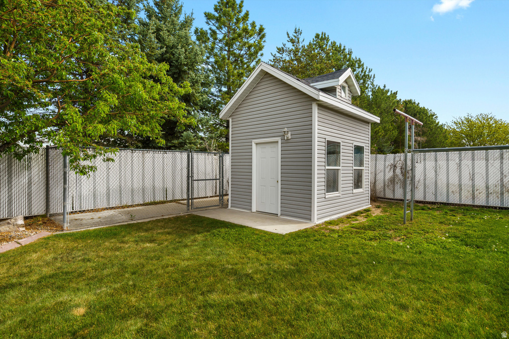 1848 W 1520 N Clinton, UT 84015