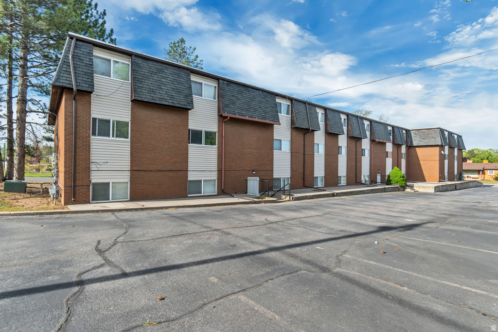 265 E 8880 S #12 Sandy, UT 84070