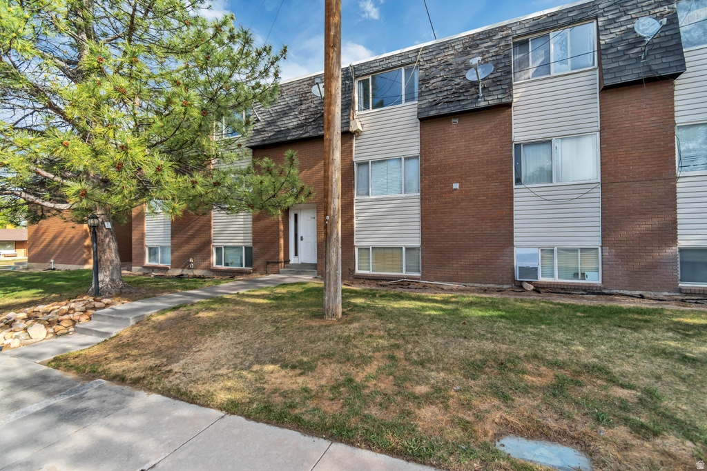 265 E 8880 S #12 Sandy, UT 84070