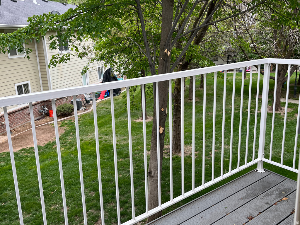 1672 S CANYONWOODS Ogden, UT 84404