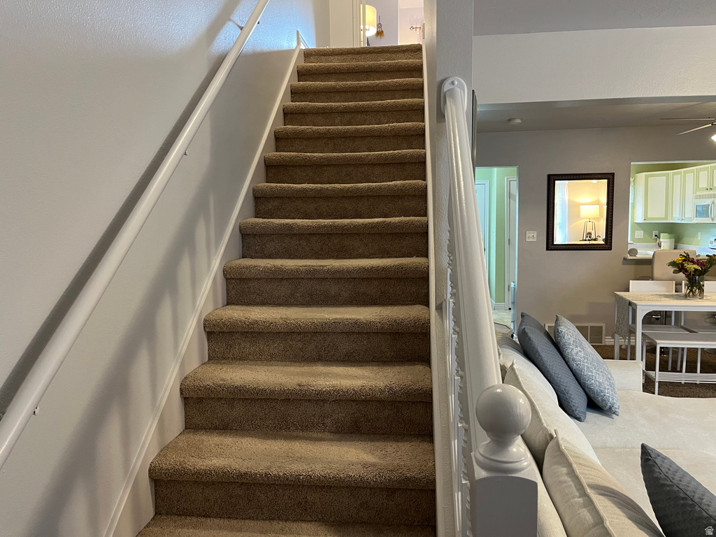 1672 S CANYONWOODS Ogden, UT 84404