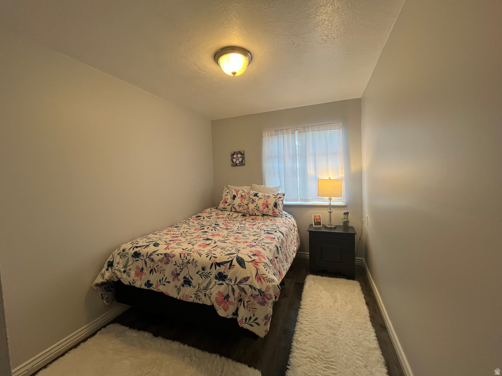 1672 S CANYONWOODS Ogden, UT 84404