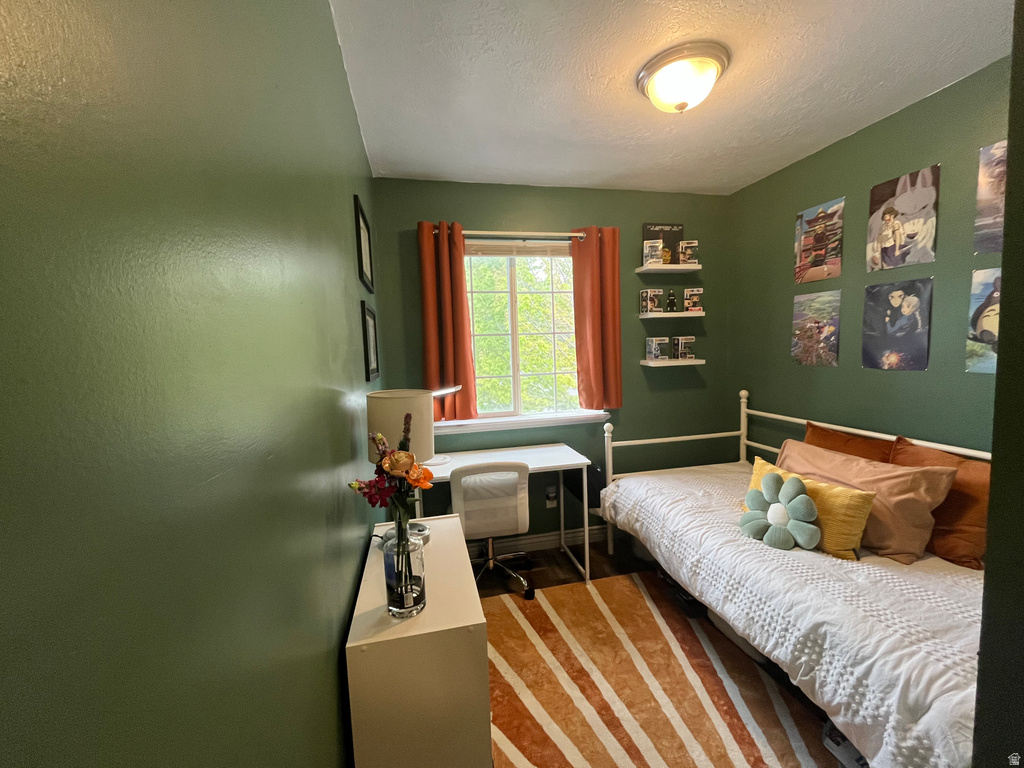 1672 S CANYONWOODS Ogden, UT 84404