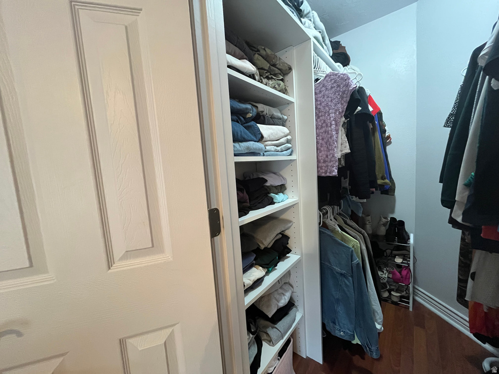 1672 S CANYONWOODS Ogden, UT 84404