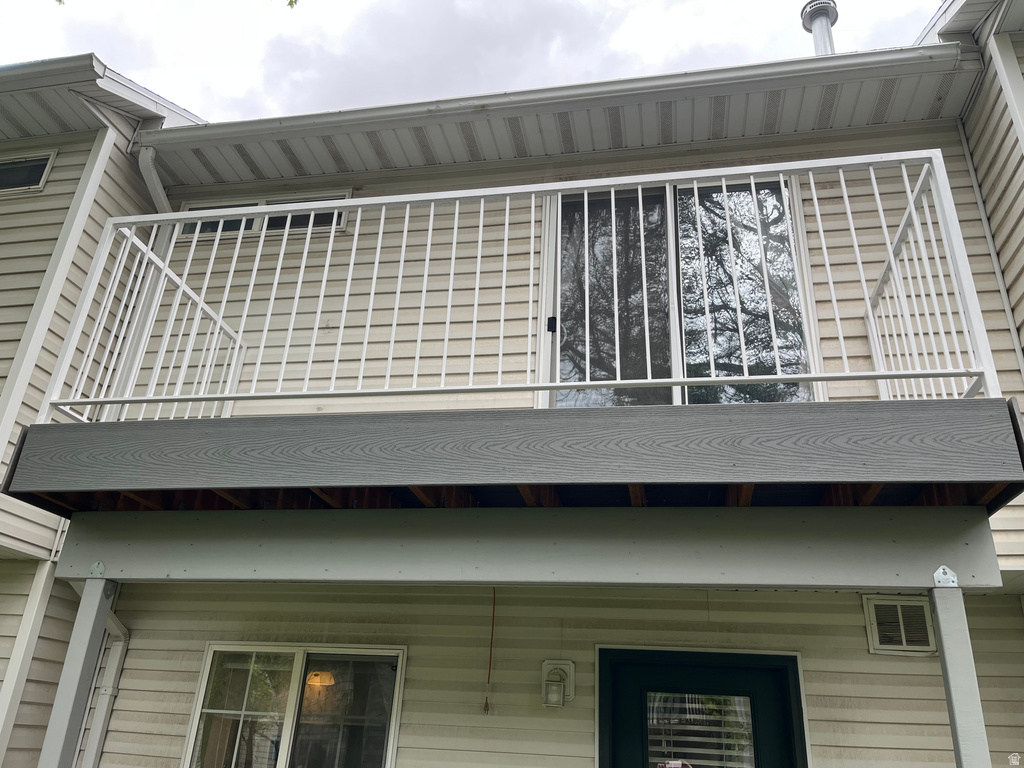 1672 S CANYONWOODS Ogden, UT 84404