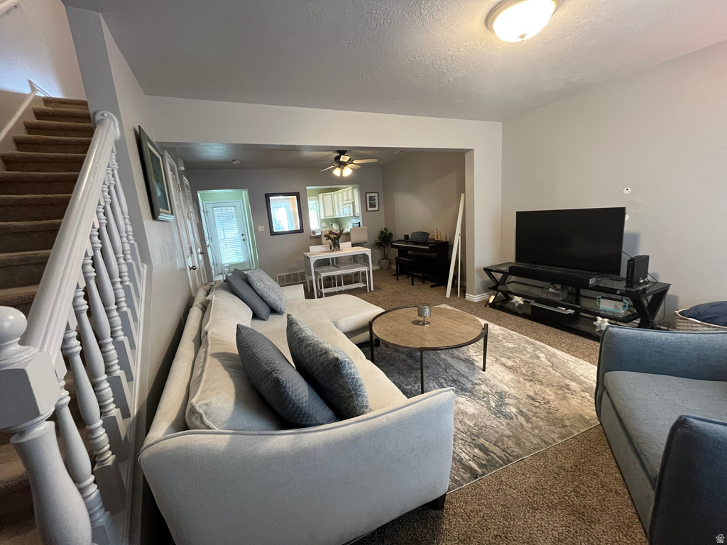 1672 S CANYONWOODS Ogden, UT 84404