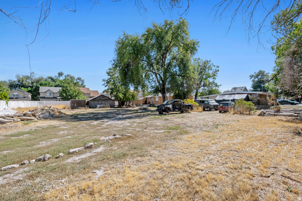 1632 W CALIFORNIA AVE Salt Lake City, UT 84104