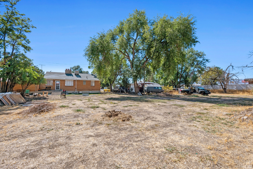 1632 W CALIFORNIA AVE Salt Lake City, UT 84104