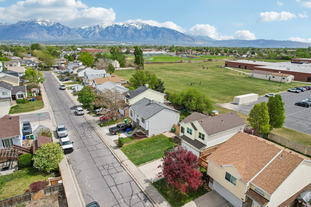 3145 W NORWICH West Jordan, UT 84088
