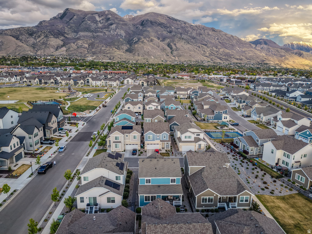 9873 N SUNNYBANK PL Highland, UT 84003