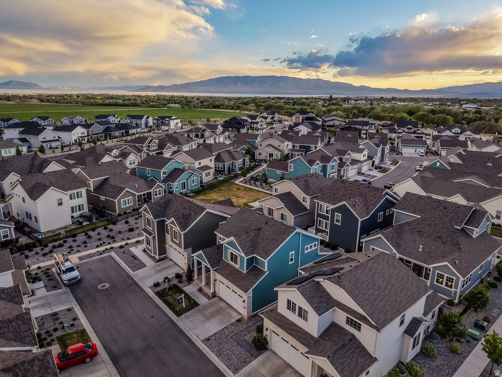 9873 N SUNNYBANK PL Highland, UT 84003