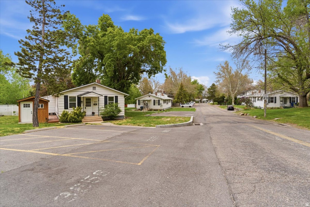 3855 GRANDVIEW DR Ogden, UT 84403