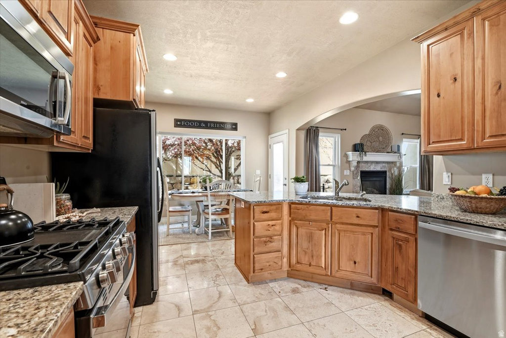 2421 S MAVERICK RD Saratoga Springs, UT 84045