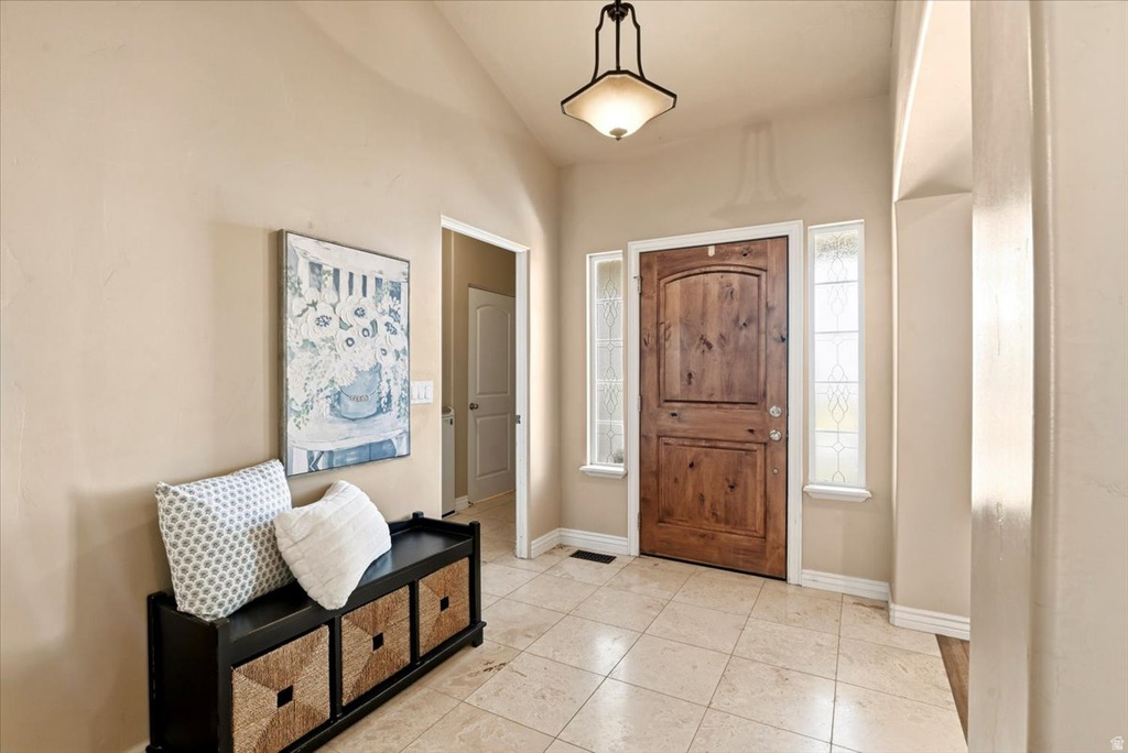 2421 S MAVERICK RD Saratoga Springs, UT 84045