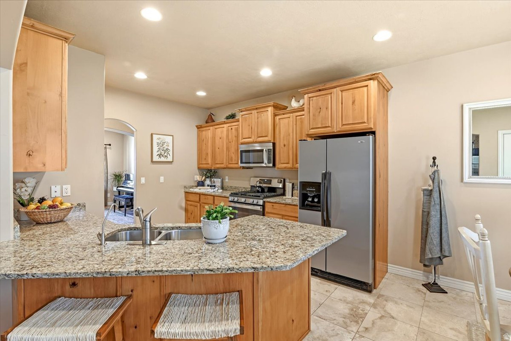 2421 S MAVERICK RD Saratoga Springs, UT 84045