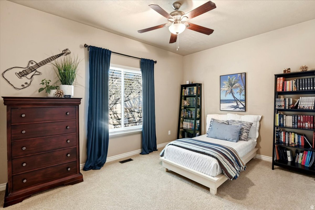 2421 S MAVERICK RD Saratoga Springs, UT 84045