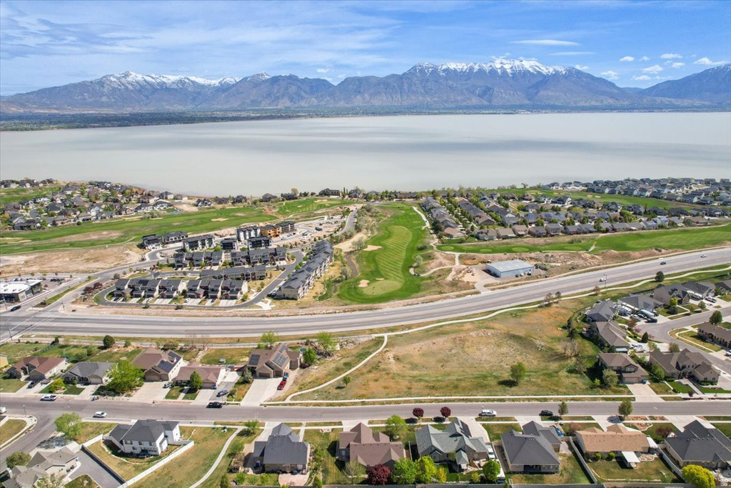 2421 S MAVERICK RD Saratoga Springs, UT 84045