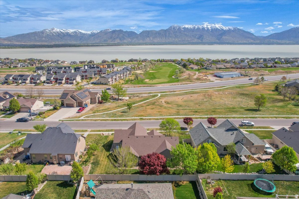 2421 S MAVERICK RD Saratoga Springs, UT 84045