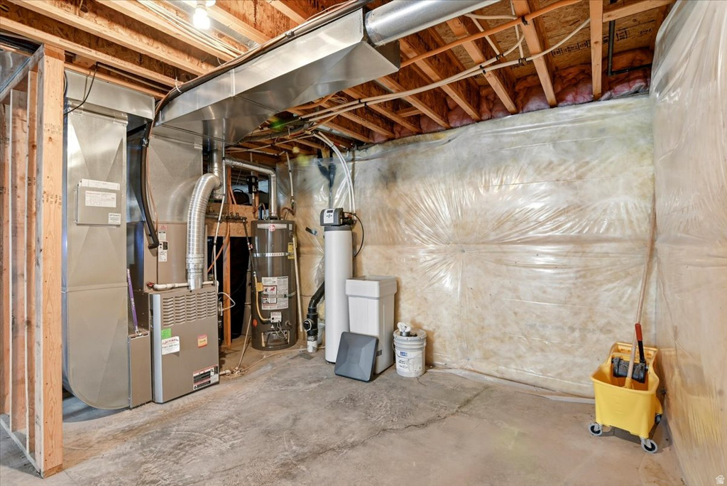 2421 S MAVERICK RD Saratoga Springs, UT 84045