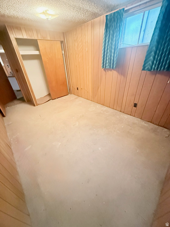 916 S 6800 E Huntsville, UT 84317