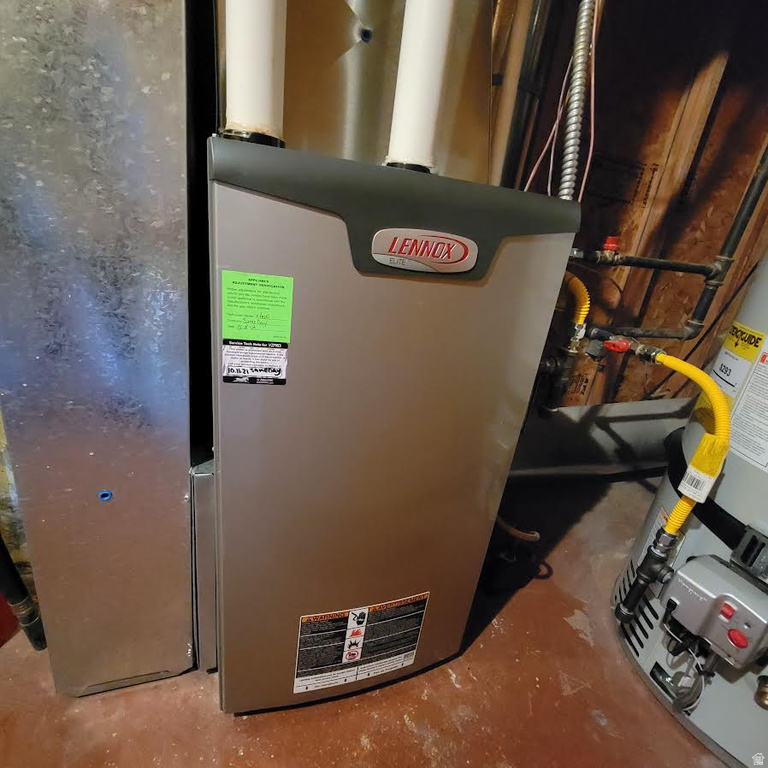 2040 E WHITE CIR Salt Lake City, UT 84109