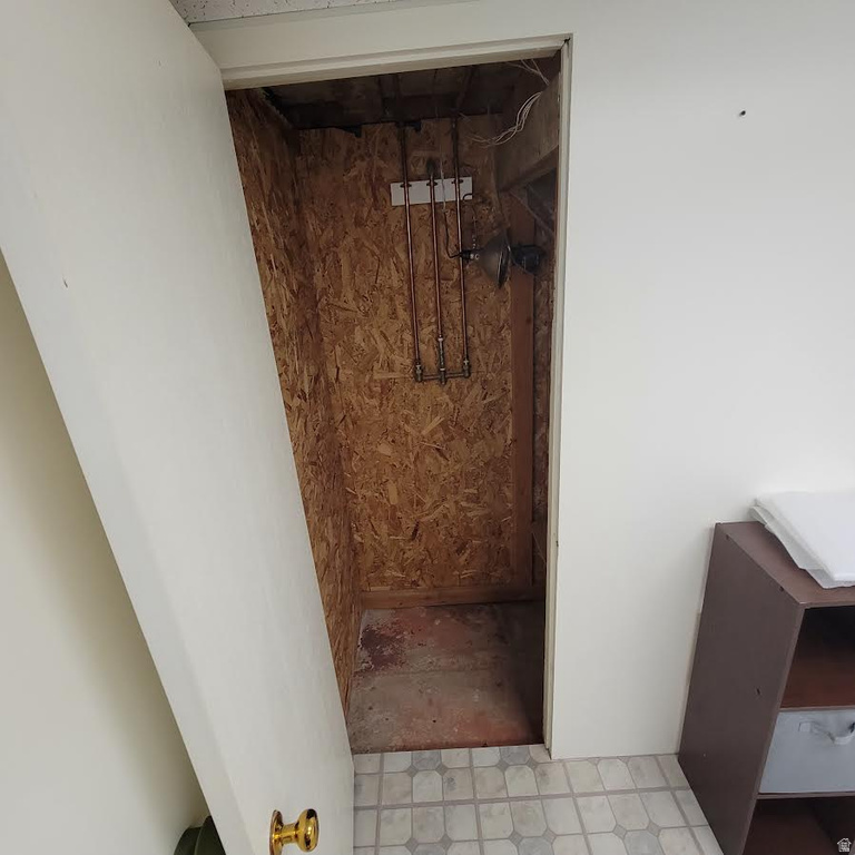 2040 E WHITE CIR Salt Lake City, UT 84109