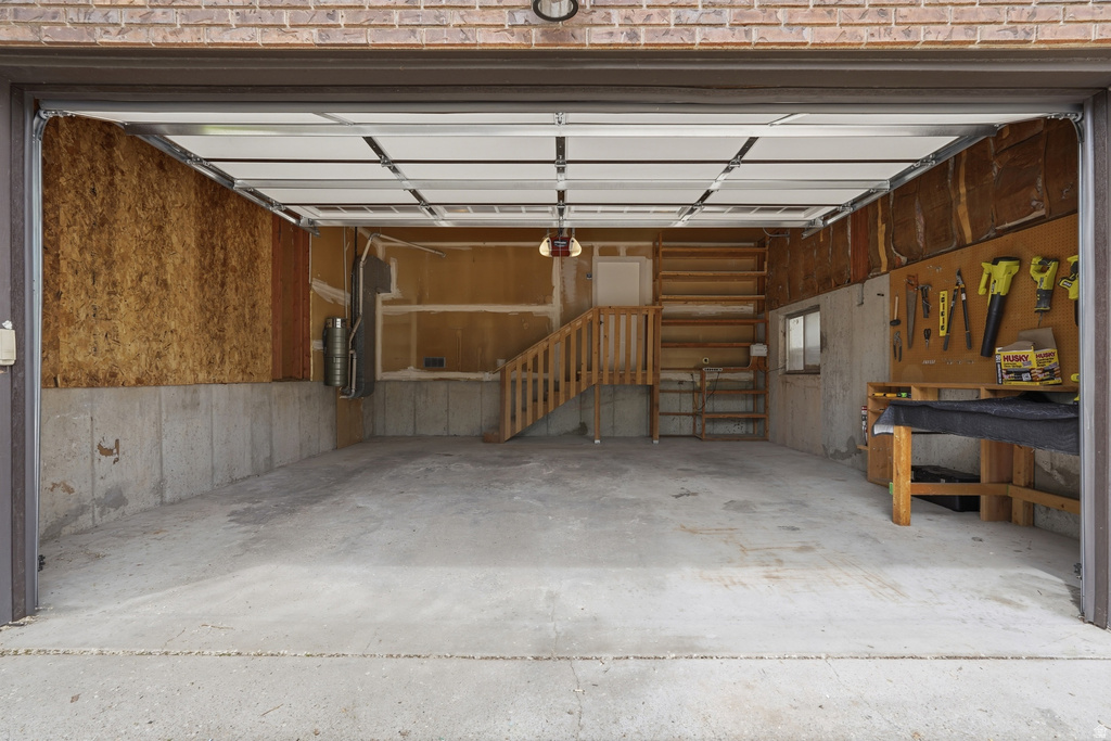 2555 E 2050 N Layton, UT 84040