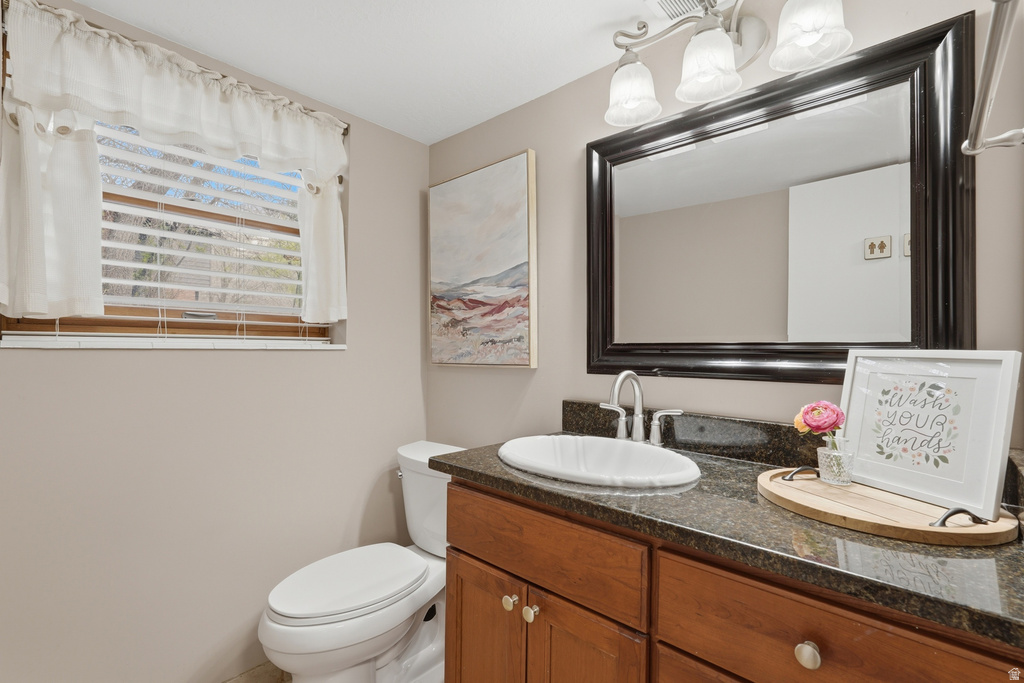 2555 E 2050 N Layton, UT 84040